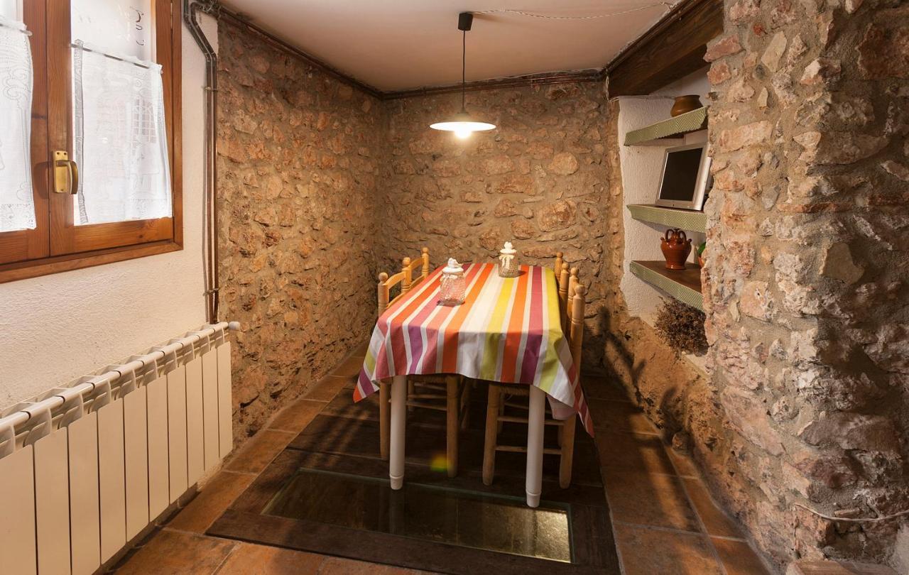 Cal Marti Pension Farena Buitenkant foto