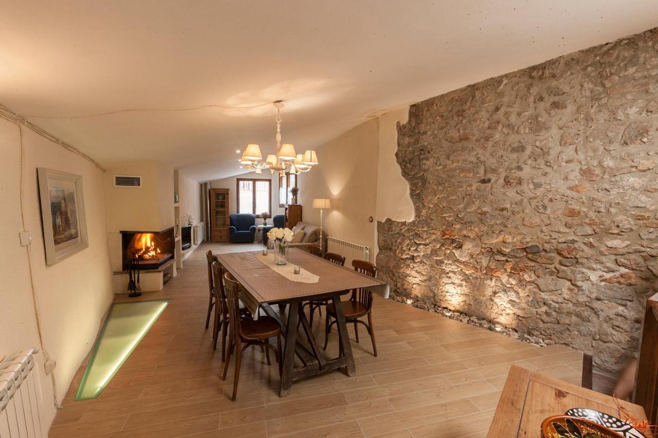 Cal Marti Pension Farena Buitenkant foto